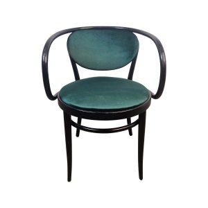 Super-Seat | The Michael Thonet 210 vintage bentwood armchair | Zwarte gebogen houten frame, groene fluwelen bekleding, ronde armleuningen. | Horecameubilair